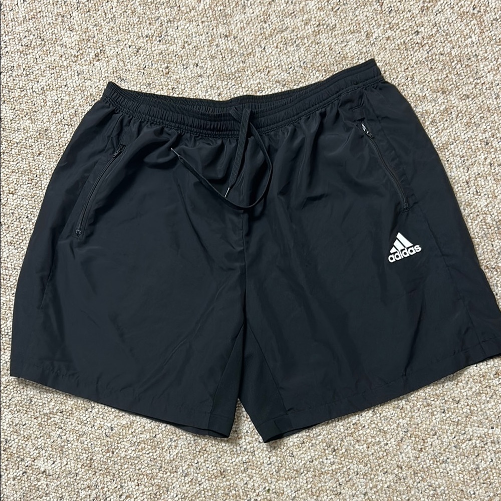 Adidas Black Athletic Shorts Lightweight Elastic  w/drawstring Waist 2XL Pockets